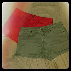 Universal Thread women's shorts size 28